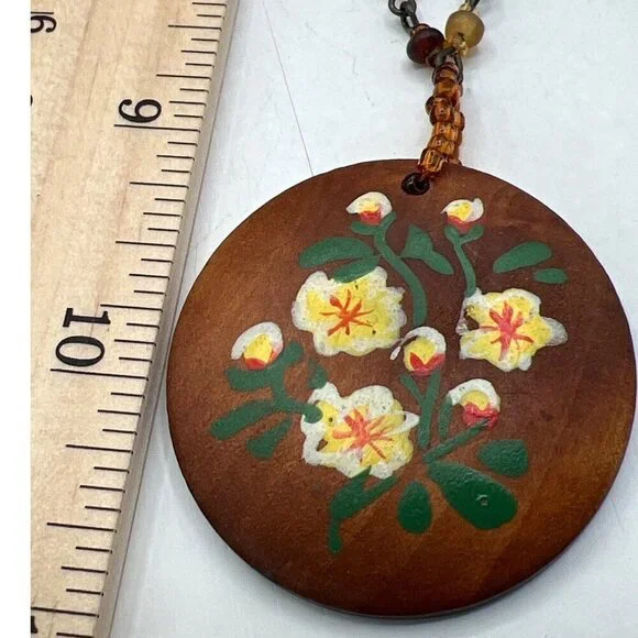 Vintage Hand-Painted Floral Pendant Necklace With Beaded Chain.  B44 - Picture 12 of 13